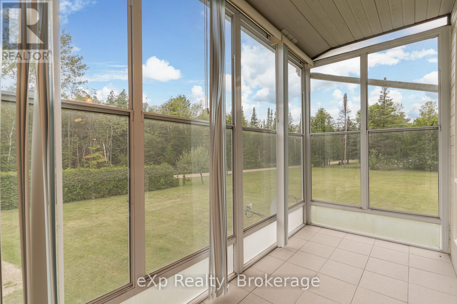 27 Bell Drive, Northern Bruce Peninsula, Ontario  N0H 2T0 - Photo 7 - X12962118