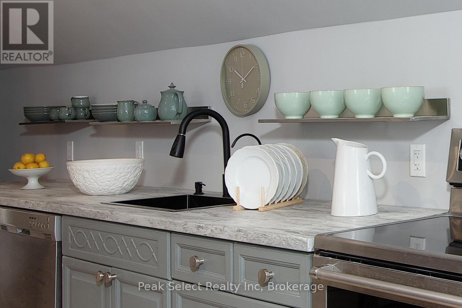 430 Albert Street, South Huron, Ontario  N0M 1S1 - Photo 36 - X12962126