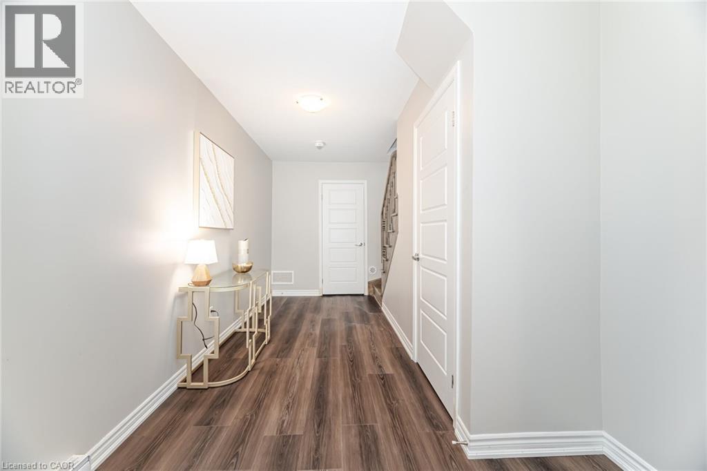 514 Goldenrod Lane, Kitchener, Ontario  N2R 0Y7 - Photo 8 - 40817616