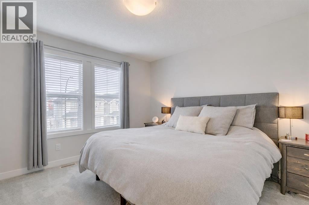 429 South Point Glen Sw, Airdrie, Alberta  T4B 4L1 - Photo 13 - A2293563