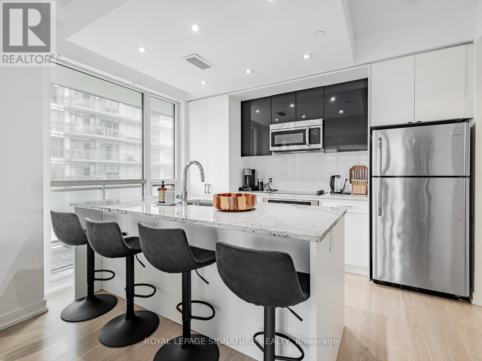 1520 - 98 Lillian Street, Toronto, Ontario  M4S 0A5 - Photo 18 - C12962134