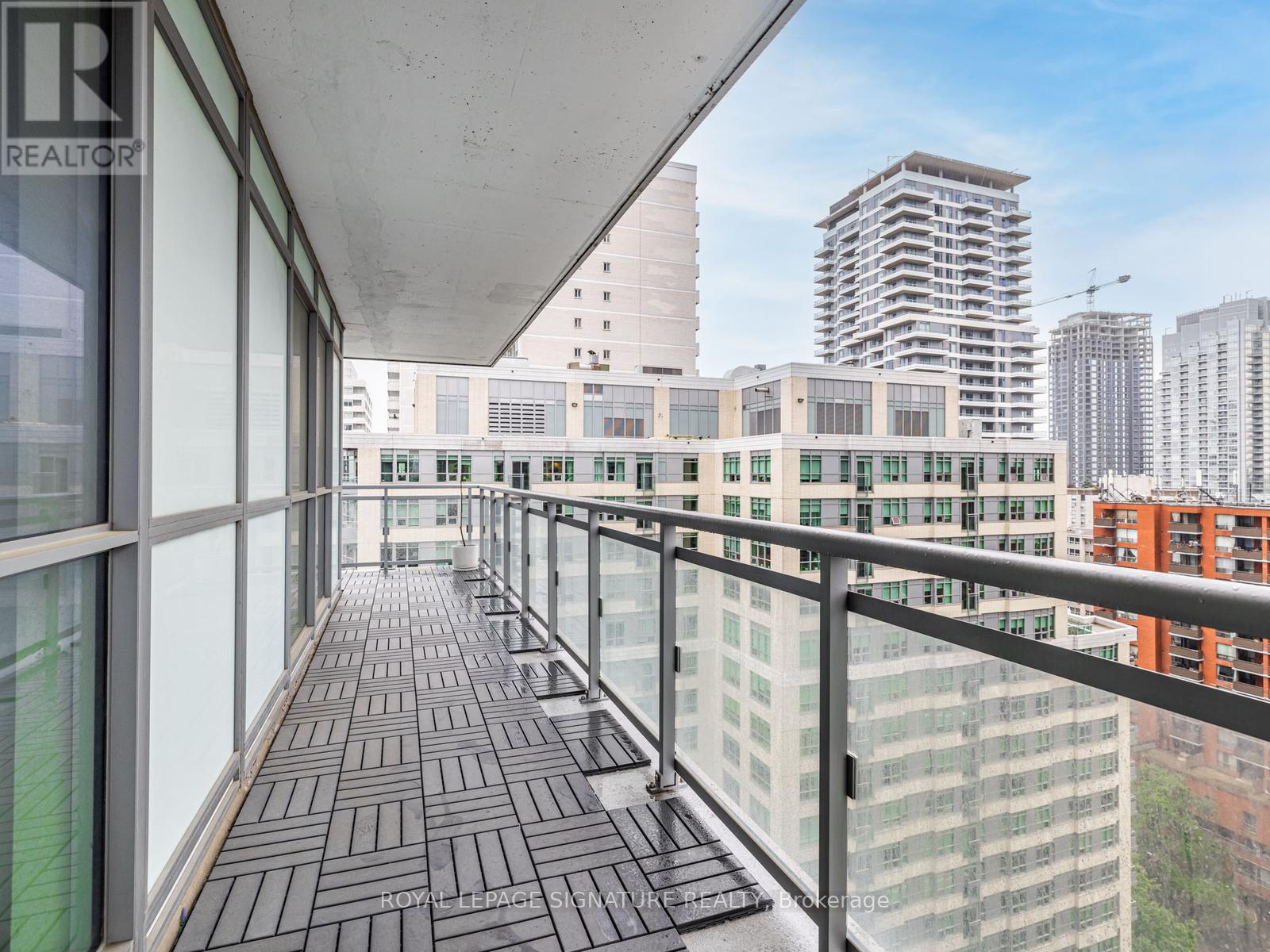 1520 - 98 Lillian Street, Toronto, Ontario  M4S 0A5 - Photo 24 - C12962134