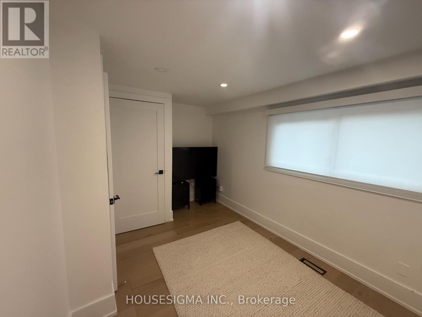 72 Wychcrest Avenue, Toronto, Ontario  M6G 3X7 - Photo 20 - C12962146