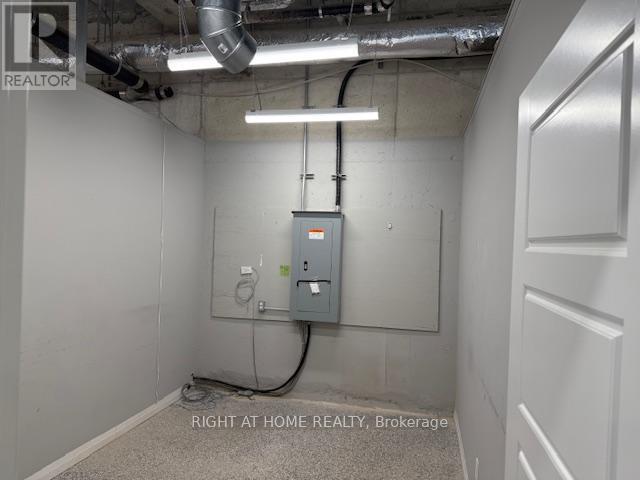 28 - 3265 Carding Mill Trail, Oakville, Ontario  L6M 5P7 - Photo 6 - W12962116