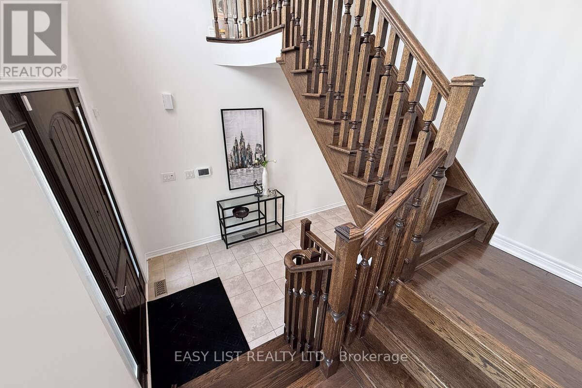 68 Jolana Crescent, Halton Hills, Ontario  L7G 0G4 - Photo 23 - W12962120