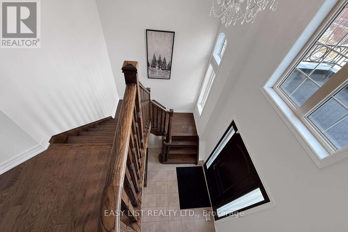 68 Jolana Crescent, Halton Hills, Ontario  L7G 0G4 - Photo 24 - W12962120