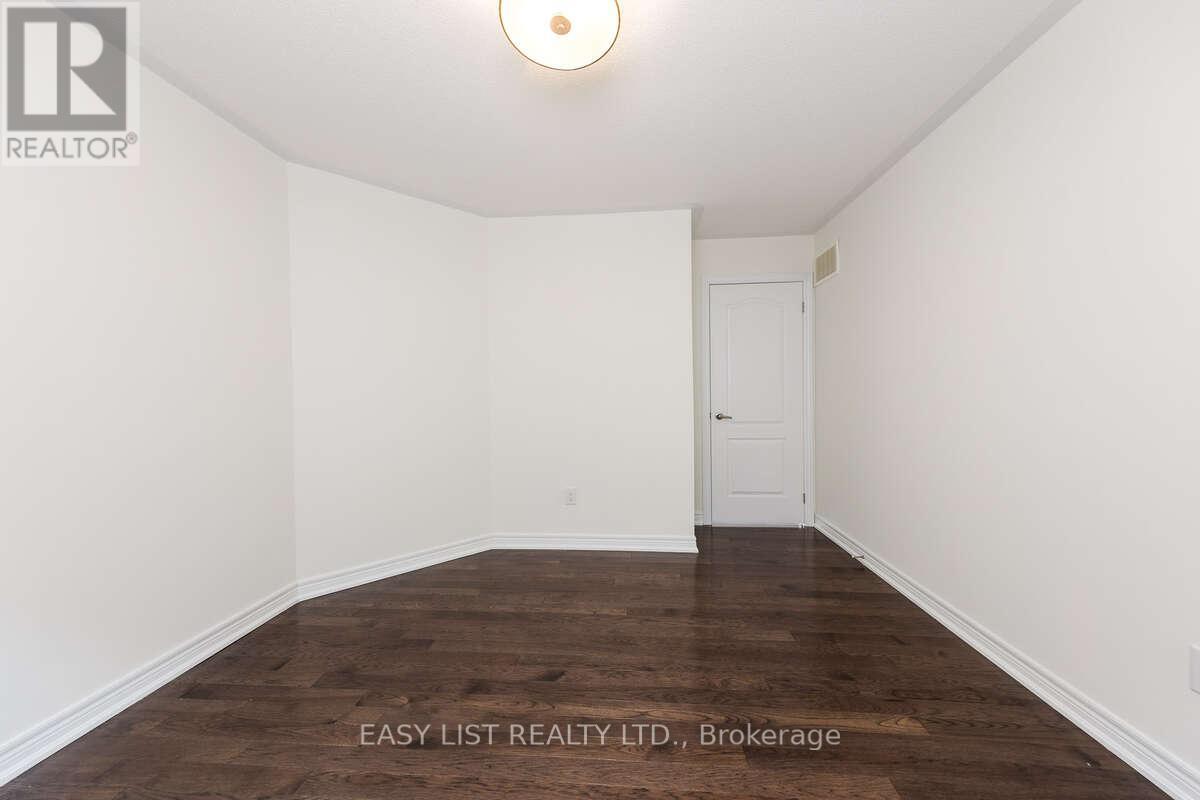 68 Jolana Crescent, Halton Hills, Ontario  L7G 0G4 - Photo 29 - W12962120