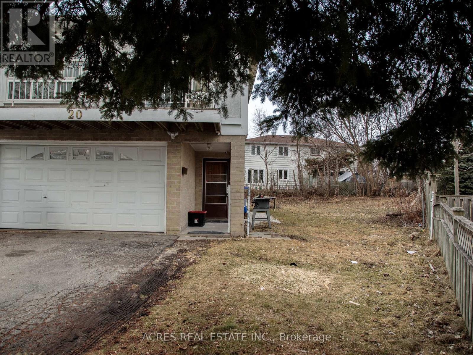 20 Gladeside Place W, Brampton, Ontario  L6S 1X3 - Photo 2 - W12962130