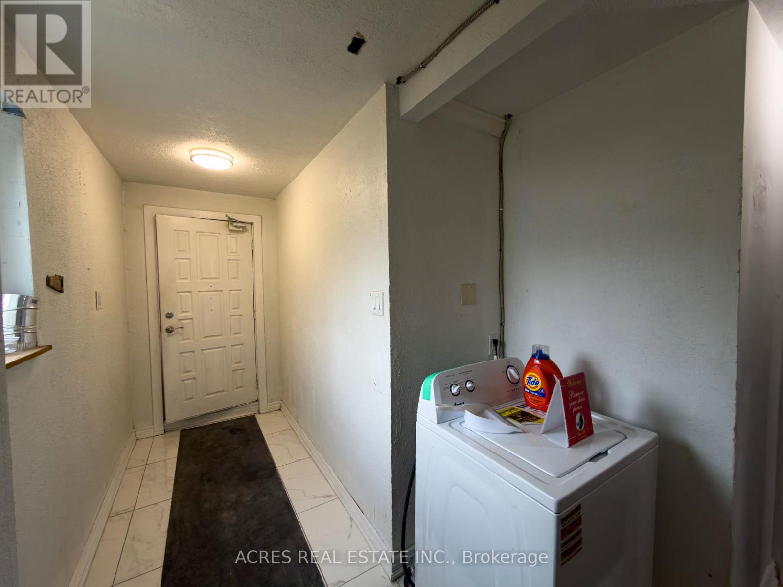 20 Gladeside Place W, Brampton, Ontario  L6S 1X3 - Photo 8 - W12962130