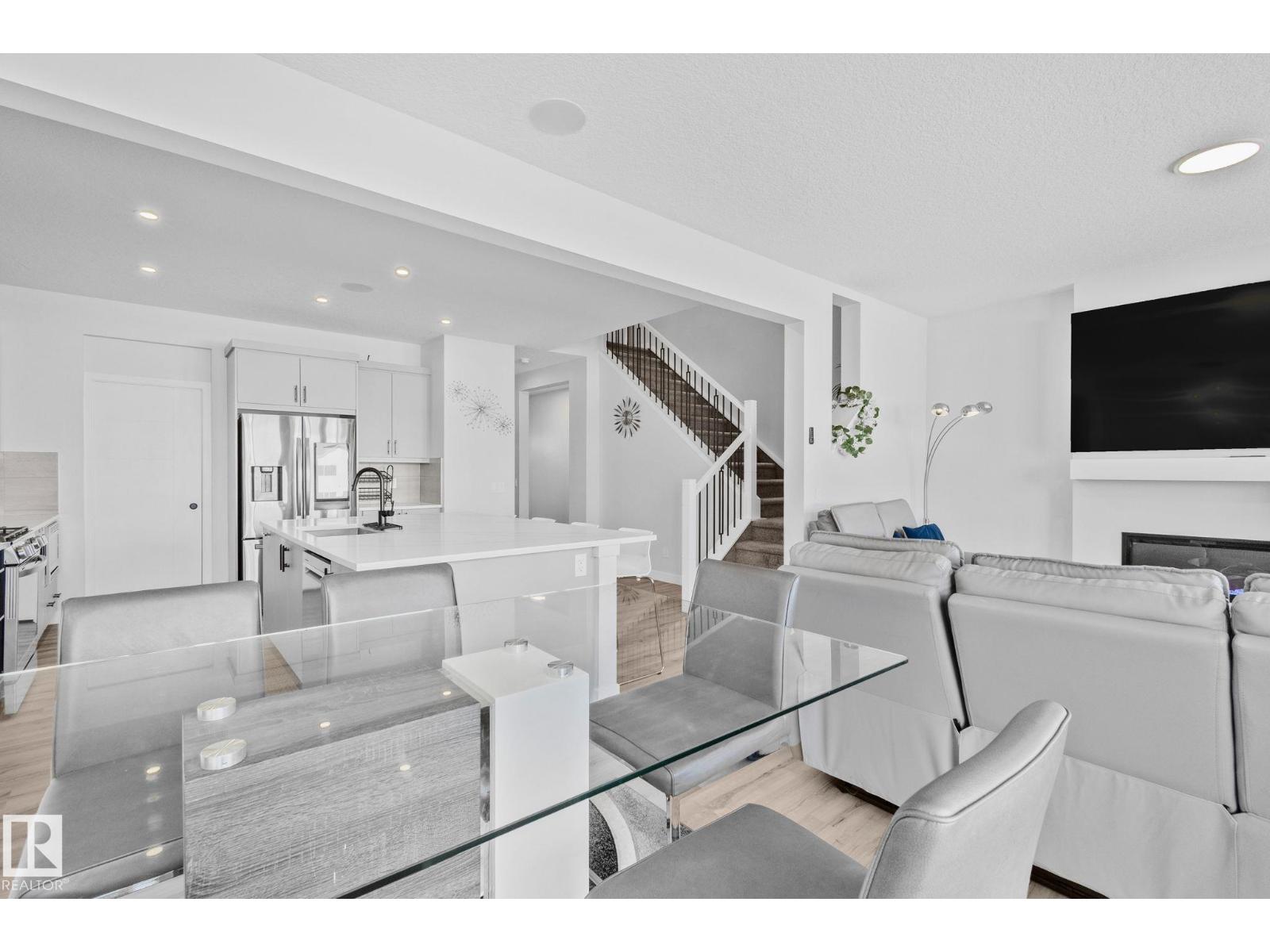 15816 29 Av Sw, Edmonton, Alberta  T5W 4X4 - Photo 7 - E4476617