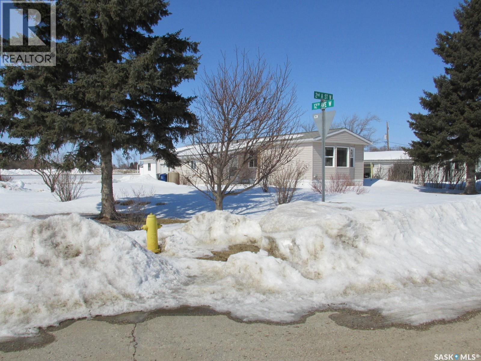 1216 2a Street W, Nipawin, Saskatchewan  S0E 1E0 - Photo 2 - SK032207