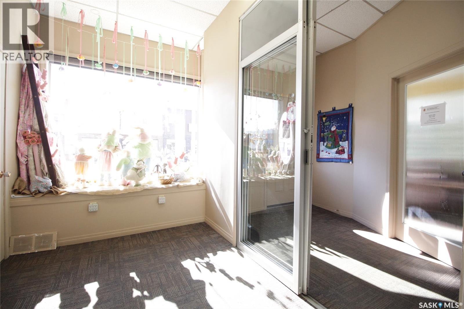 622 Main Street, Moosomin, Saskatchewan  S0G 3N0 - Photo 3 - SK032157