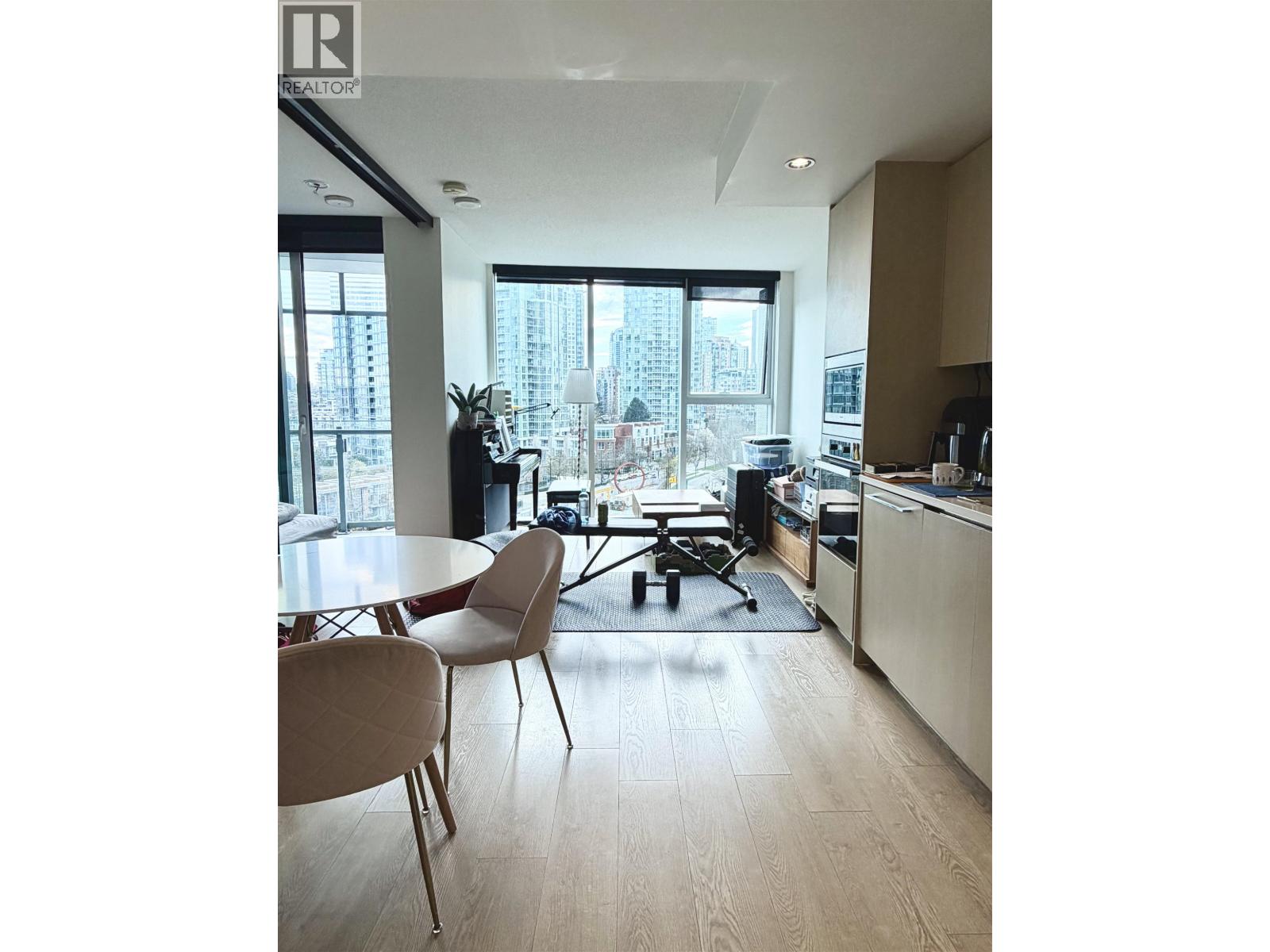 886 87 Nelson Street, Vancouver, British Columbia  V6Z 0E8 - Photo 7 - R3099781