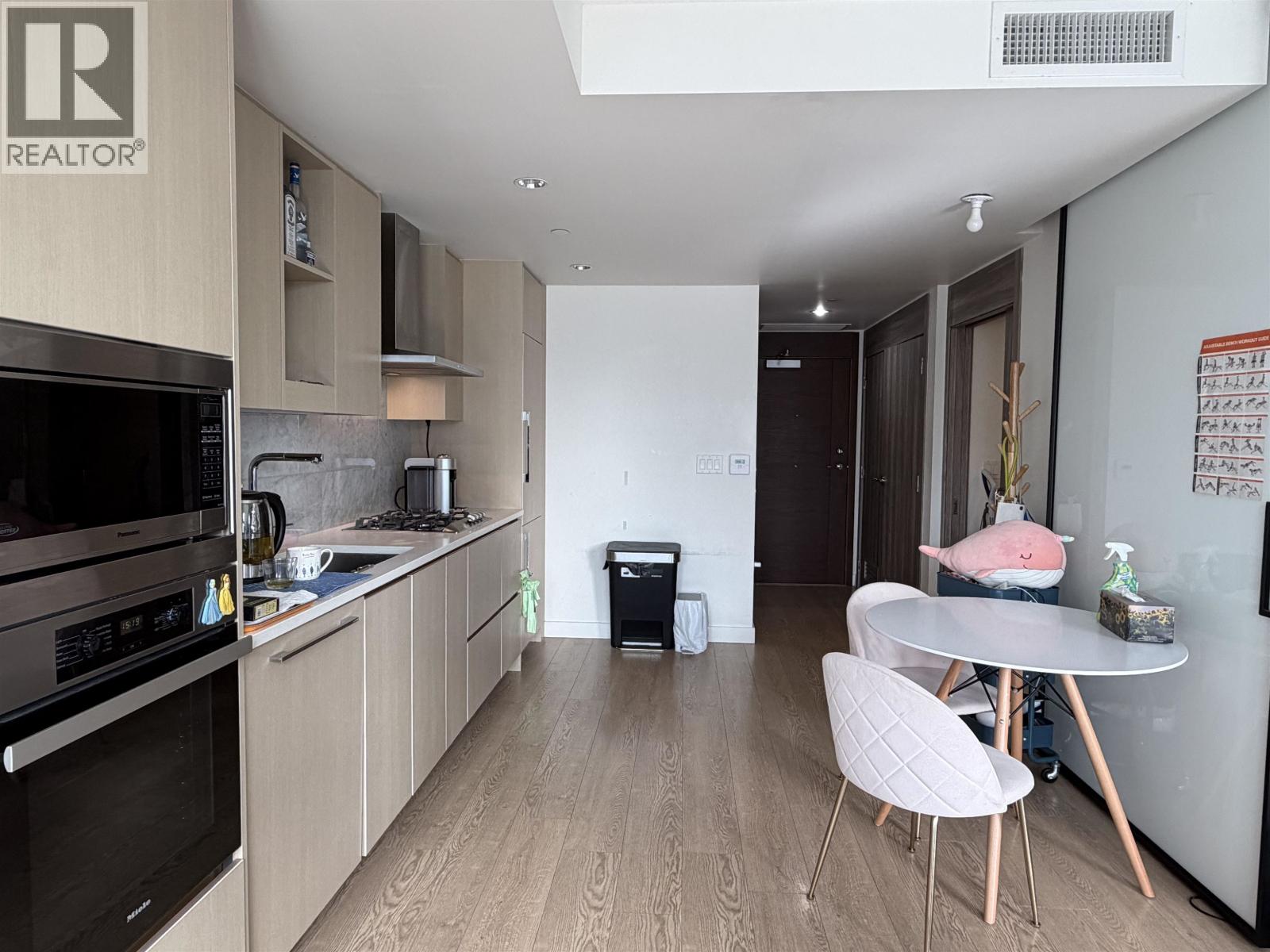 886 87 Nelson Street, Vancouver, British Columbia  V6Z 0E8 - Photo 4 - R3099781