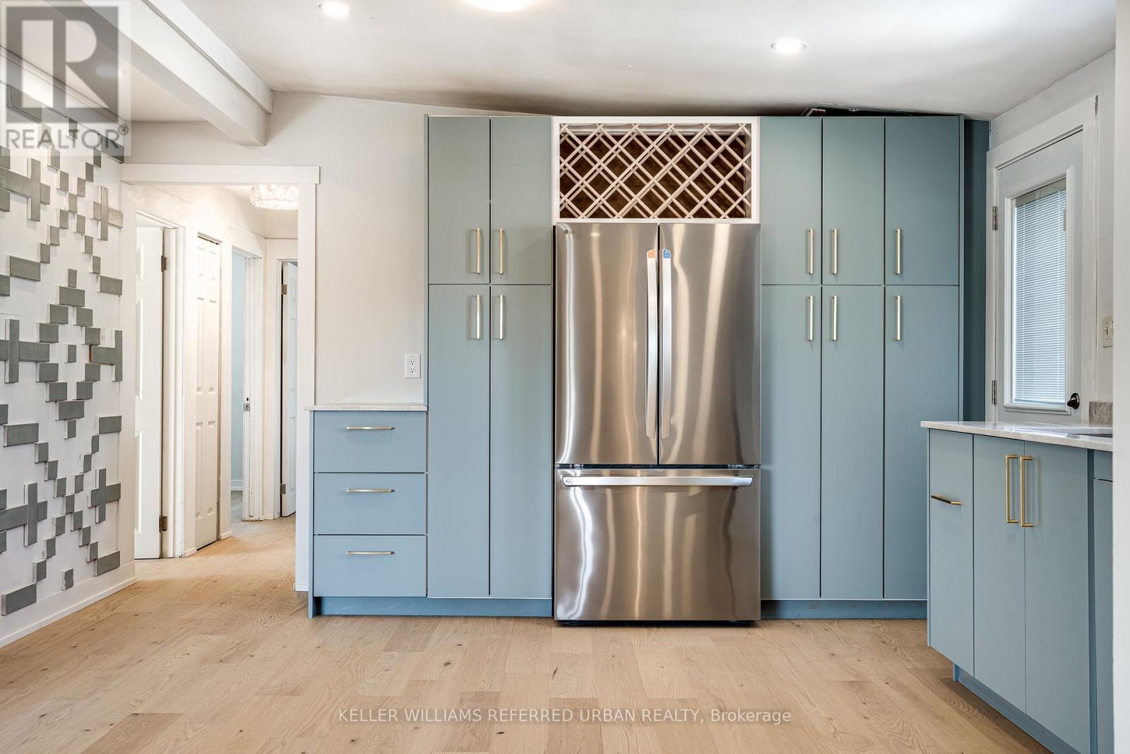 60 Fielding Crescent, Hamilton, Ontario  L8V 2P5 - Photo 4 - X12962106