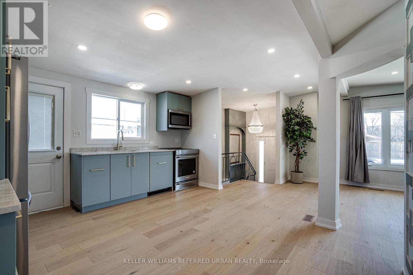 60 Fielding Crescent, Hamilton, Ontario  L8V 2P5 - Photo 9 - X12962106