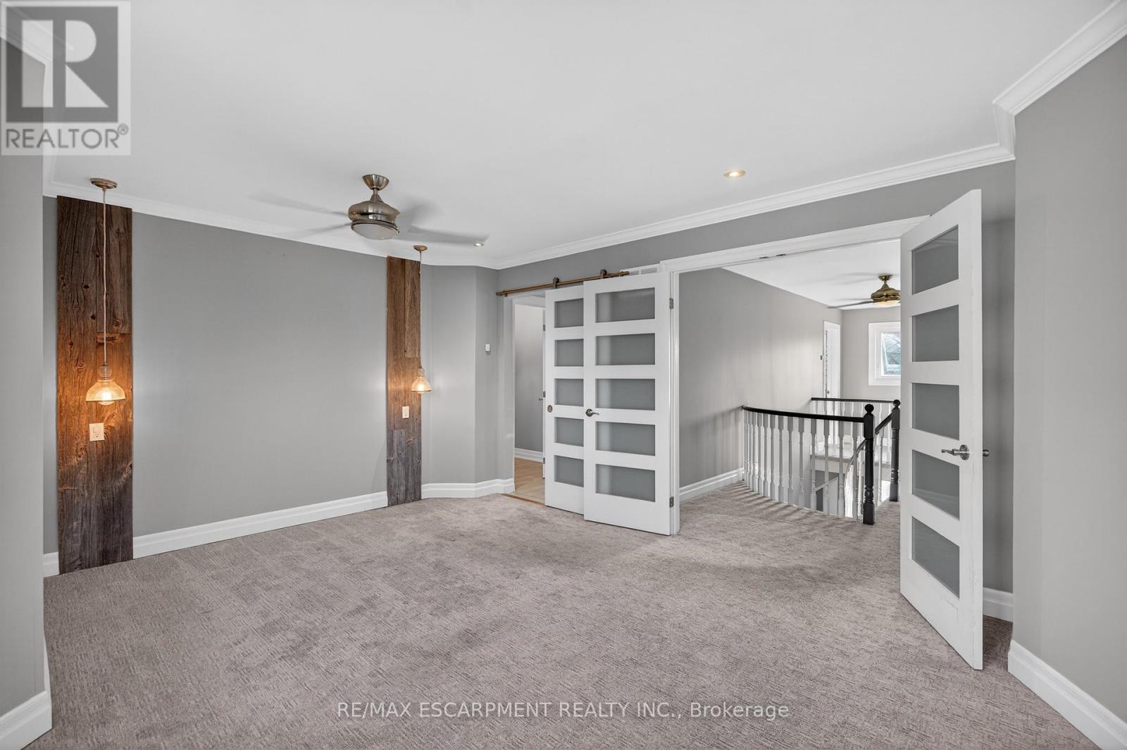 53 Laurendale Avenue, Hamilton, Ontario  L8B 0M6 - Photo 15 - X12962114