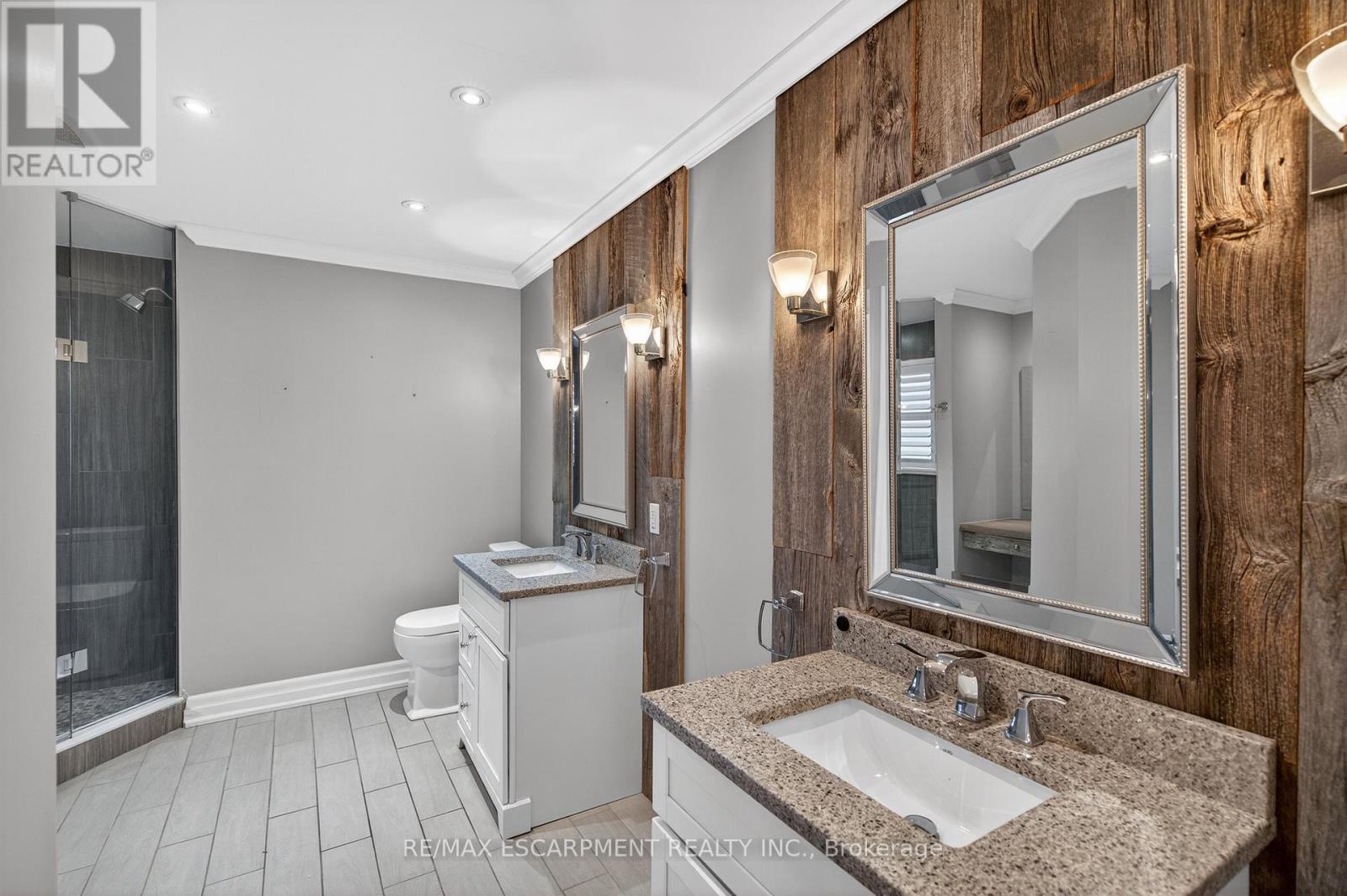 53 Laurendale Avenue, Hamilton, Ontario  L8B 0M6 - Photo 16 - X12962114