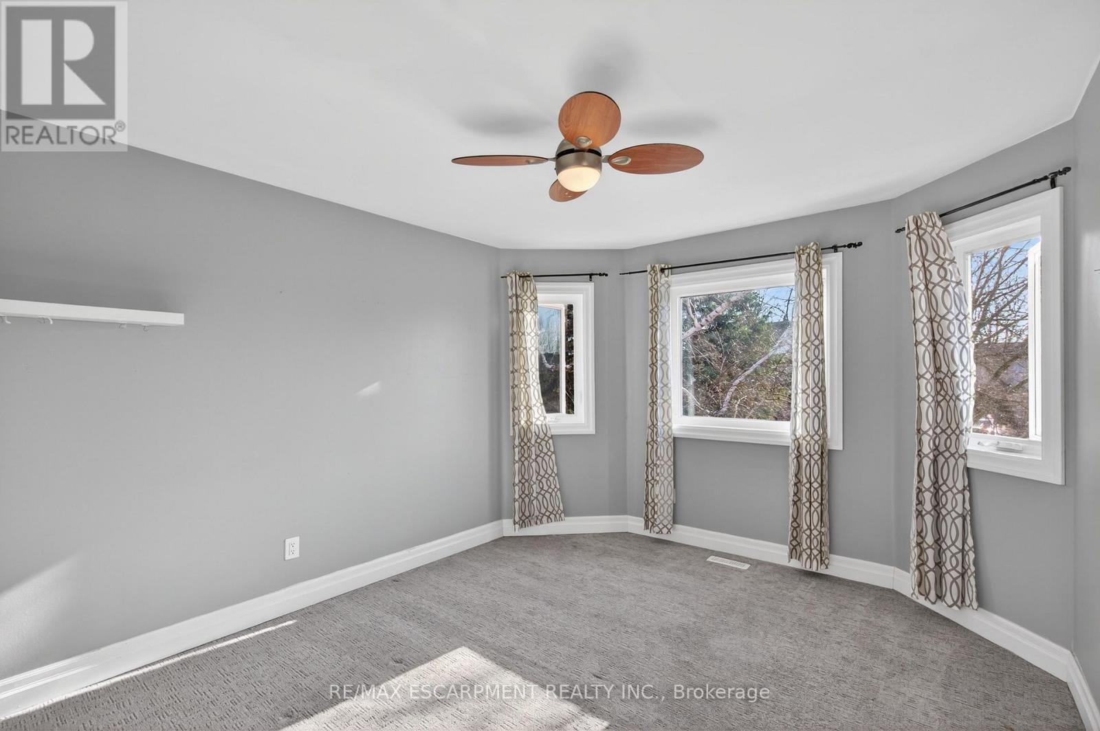 53 Laurendale Avenue, Hamilton, Ontario  L8B 0M6 - Photo 21 - X12962114