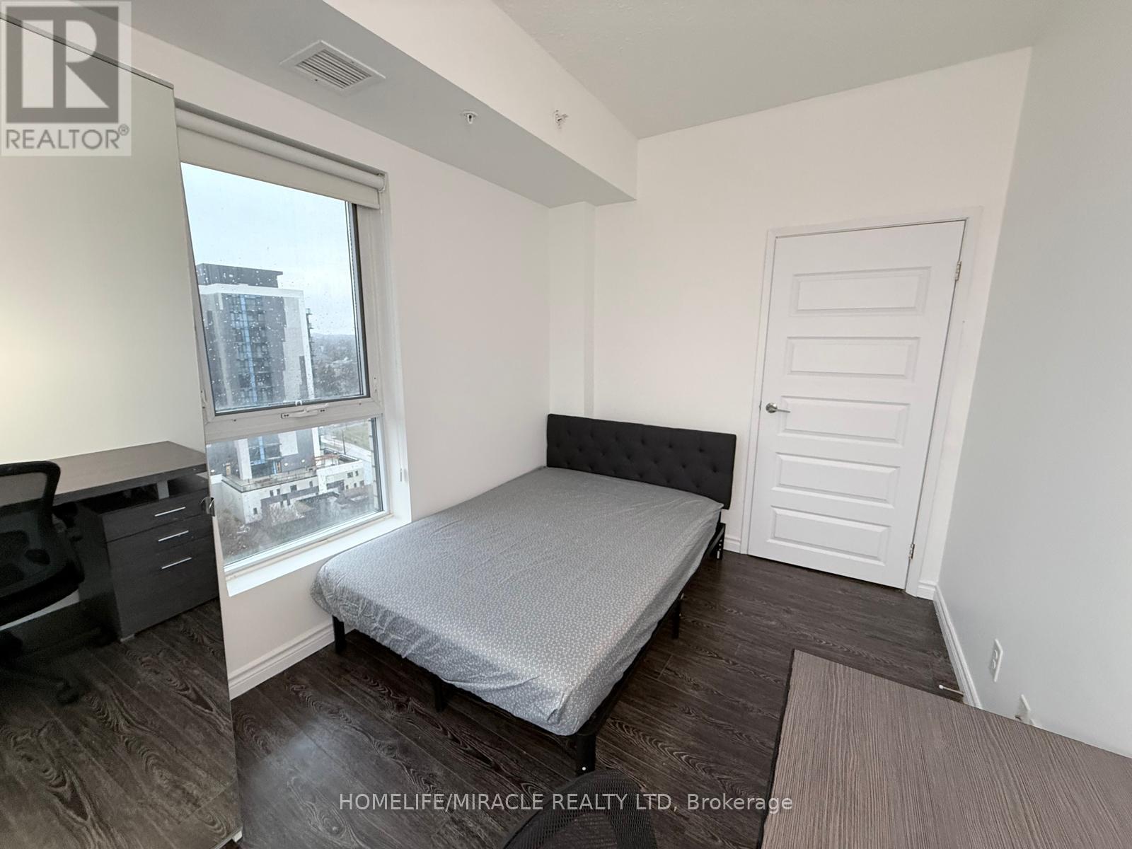 1202 - 158 King Street N, Waterloo, Ontario  N2J 0E5 - Photo 17 - X12902552