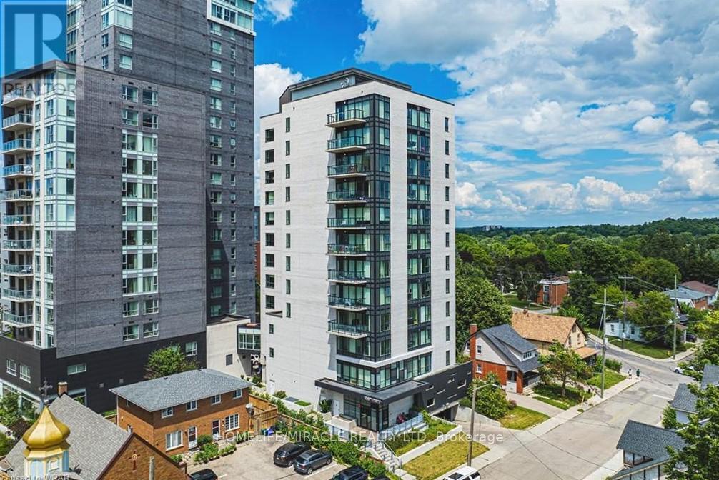 1202 - 158 King Street N, Waterloo, Ontario  N2J 0E5 - Photo 2 - X12902552