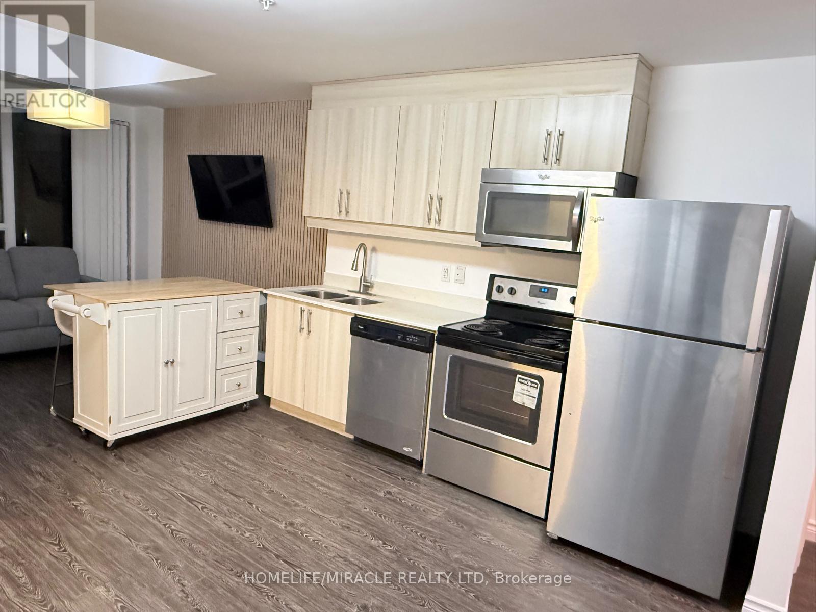 1202 - 158 King Street N, Waterloo, Ontario  N2J 0E5 - Photo 6 - X12902552