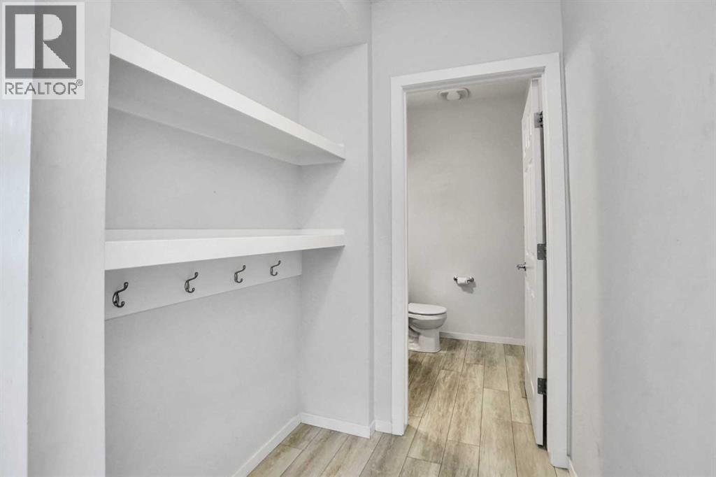 216 Windbury Lane SW, Airdrie, Alberta  T4B 5J5 - Photo 31 - A2298849