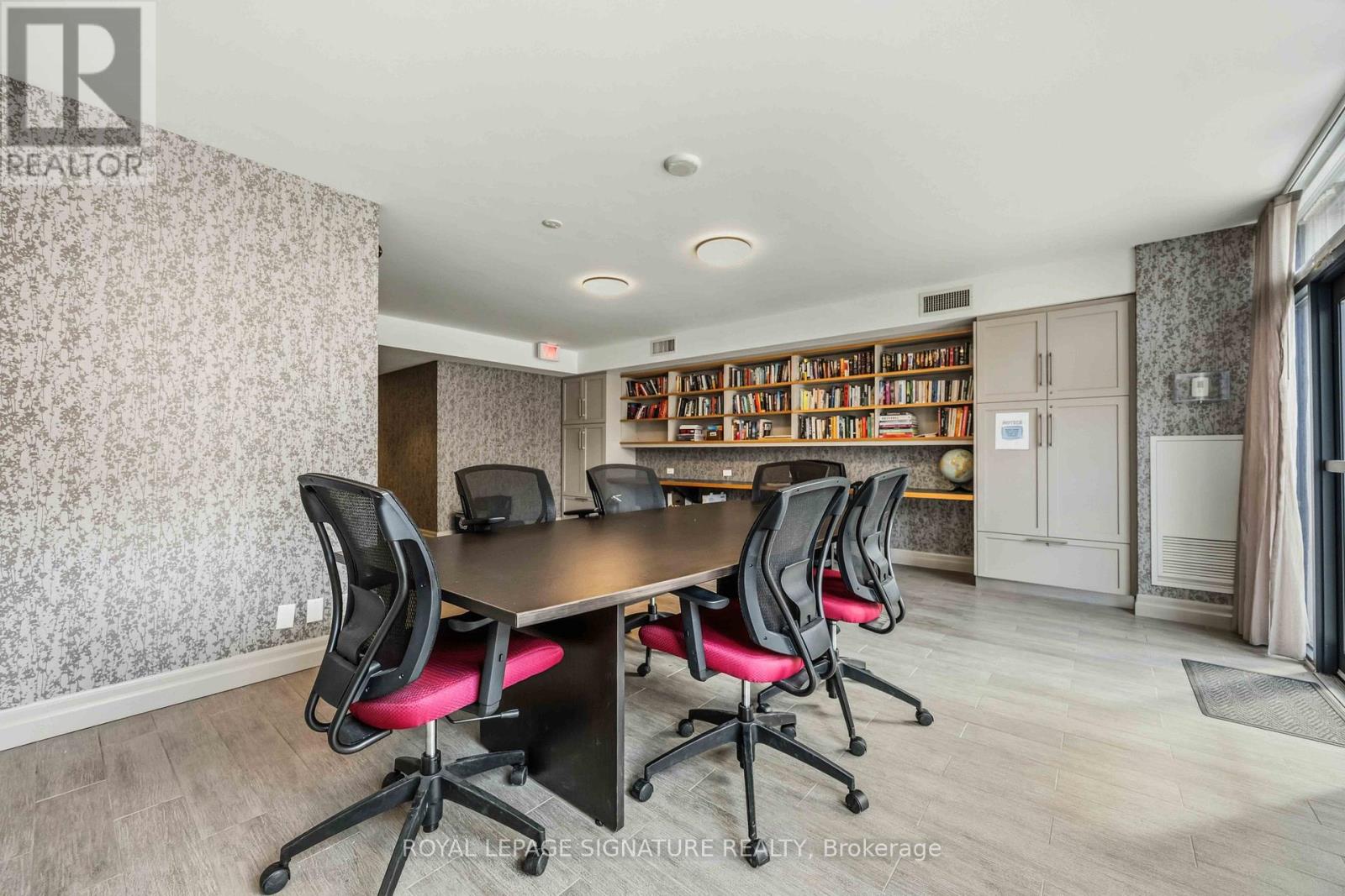 208 - 280 Donlands Avenue, Toronto, Ontario  M4J 3R4 - Photo 30 - E12962182