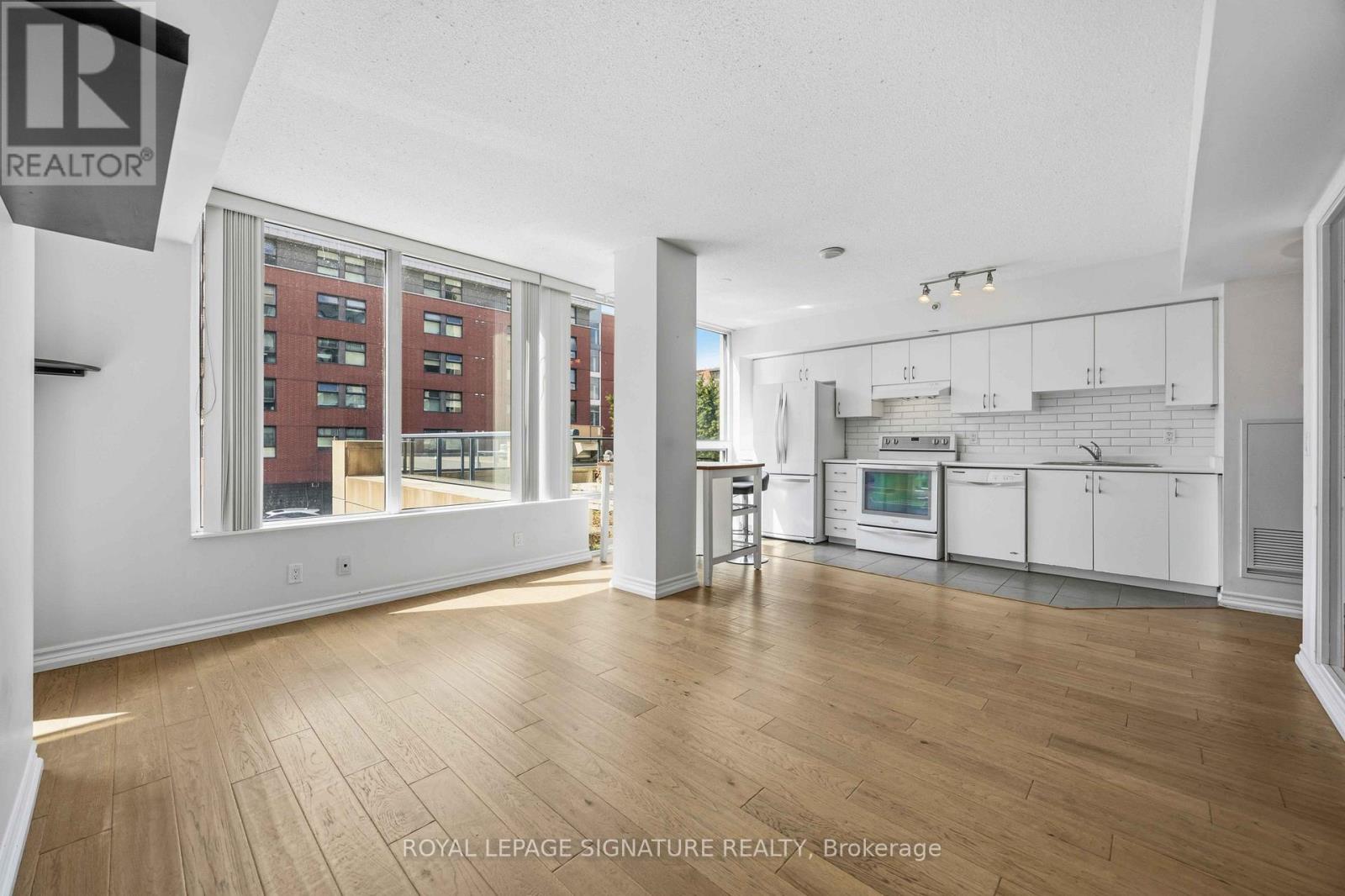 208 - 280 Donlands Avenue, Toronto, Ontario  M4J 3R4 - Photo 8 - E12962182