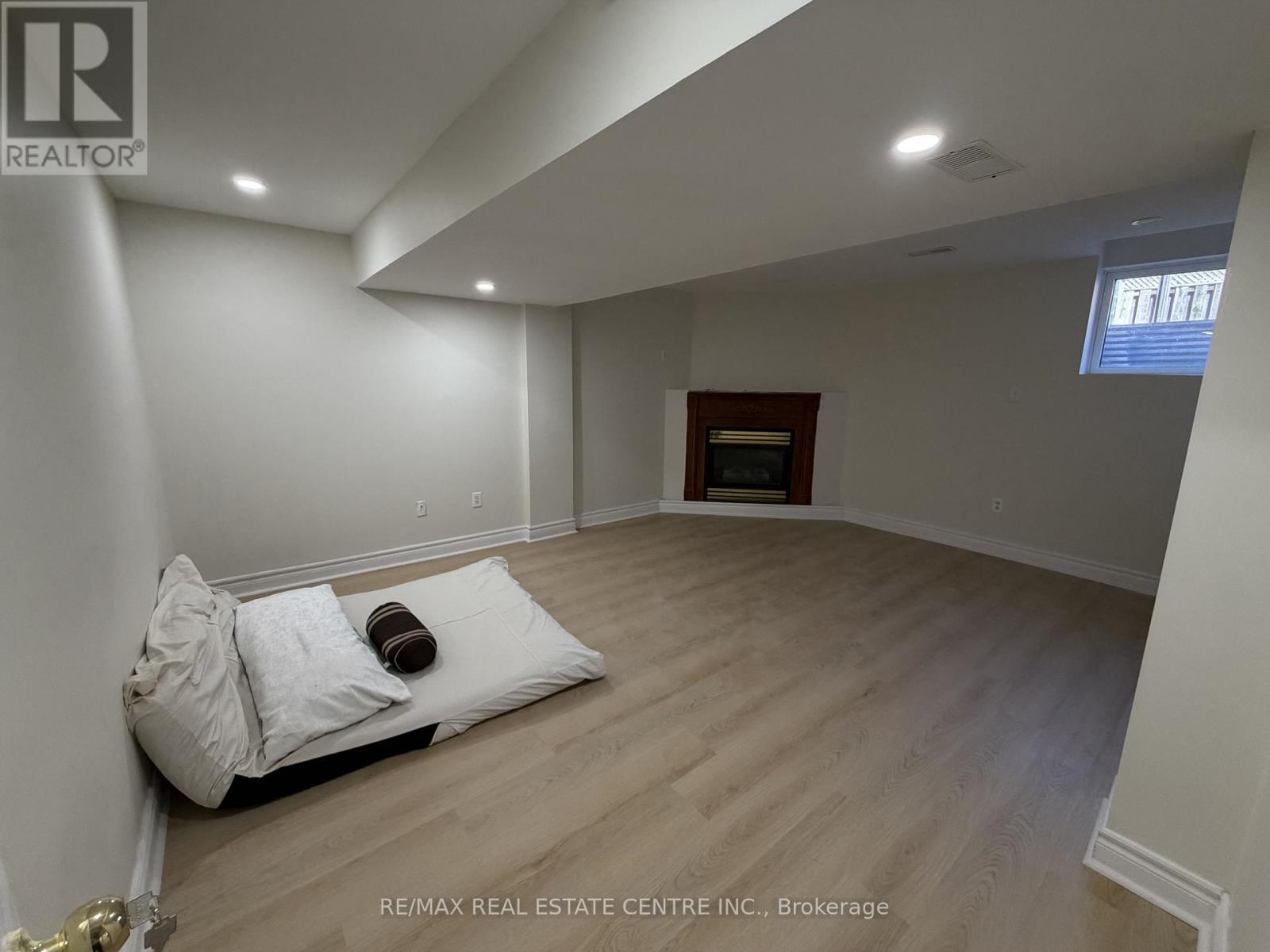 Bsmt - 10 Sheldon Drive, Ajax, Ontario  L1T 4K7 - Photo 16 - E12962190