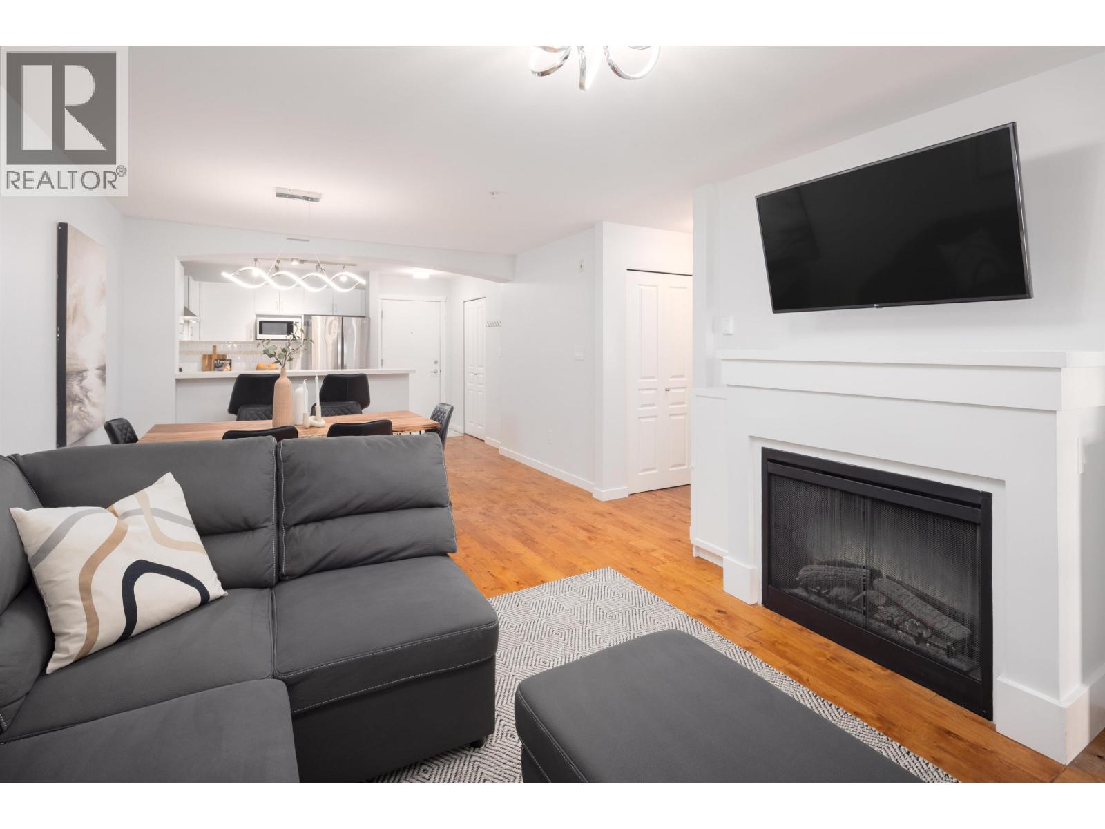 301 2958 Silver Springs Boulevard, Coquitlam, British Columbia  V3E 2R9 - Photo 11 - R3107181