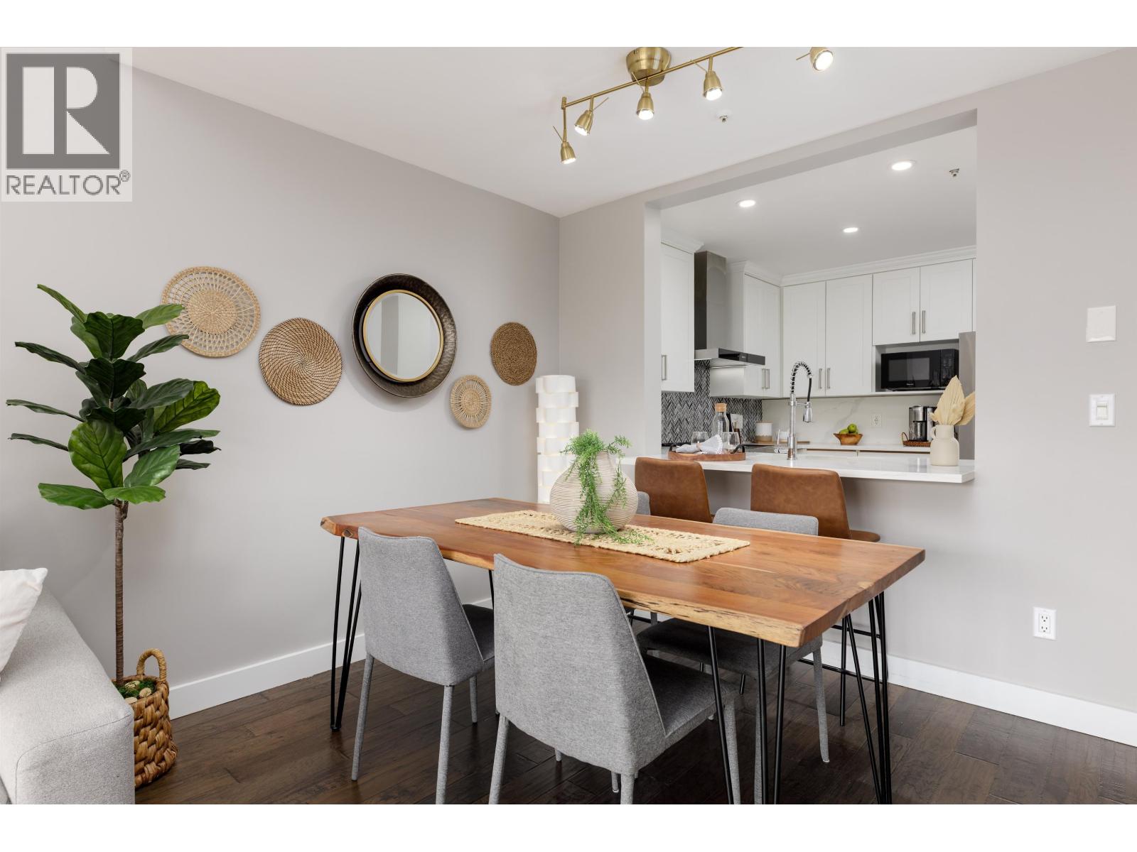 437 2980 Princess Crescent, Coquitlam, British Columbia  V3B 7R4 - Photo 8 - R3107183