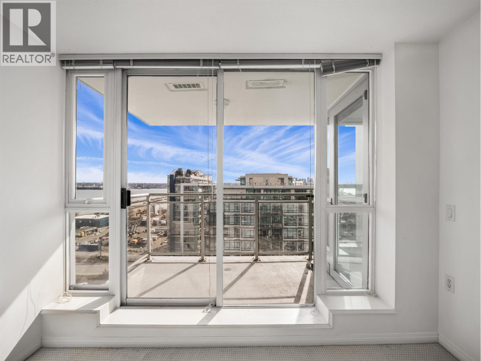 1404 188 E Esplanade, North Vancouver, British Columbia  V7L 4Y1 - Photo 19 - R3107187