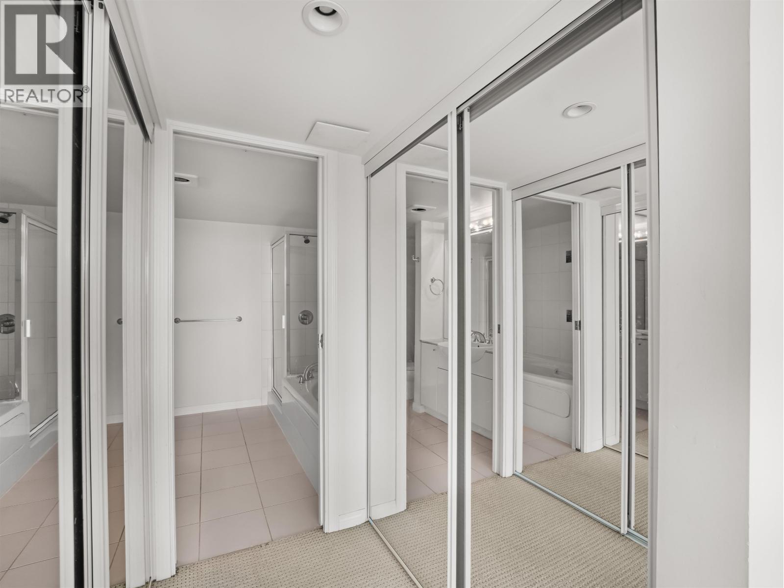 1404 188 E Esplanade, North Vancouver, British Columbia  V7L 4Y1 - Photo 20 - R3107187