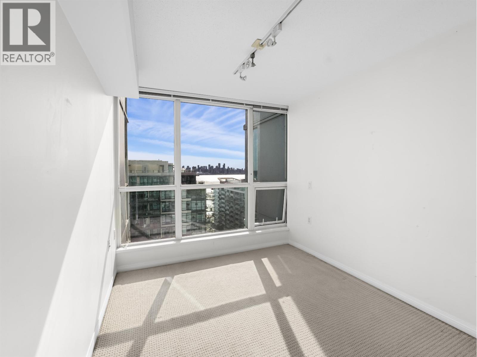 1404 188 E Esplanade, North Vancouver, British Columbia  V7L 4Y1 - Photo 23 - R3107187