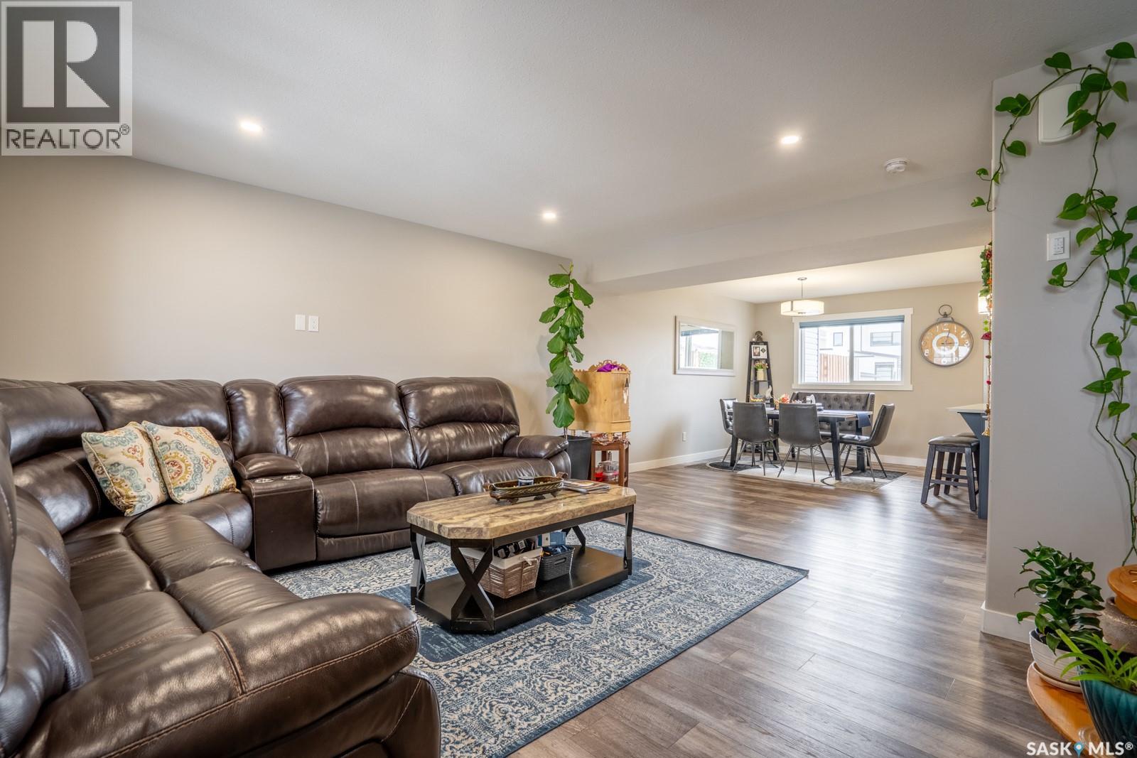 3114 Green Stone Road, Regina, Saskatchewan  S4V 3X4 - Photo 3 - SK032120