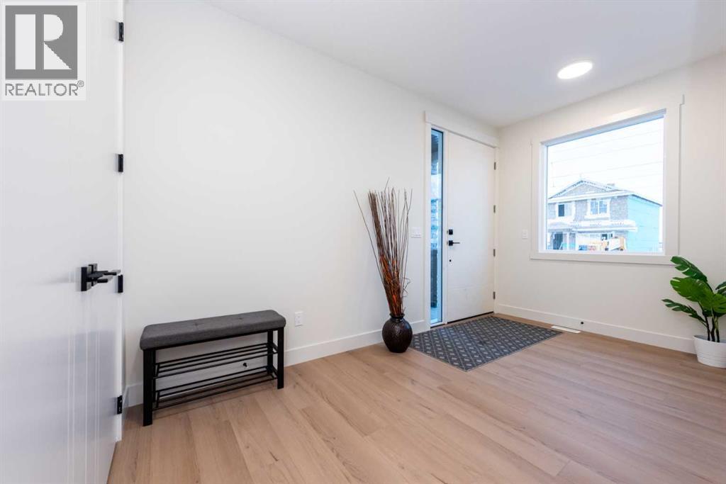 101 Waterford Passage, Chestermere, Alberta  T1X 3B4 - Photo 5 - A2276972