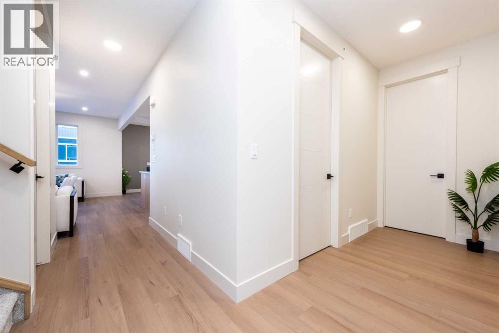 101 Waterford Passage, Chestermere, Alberta  T1X 3B4 - Photo 6 - A2276972