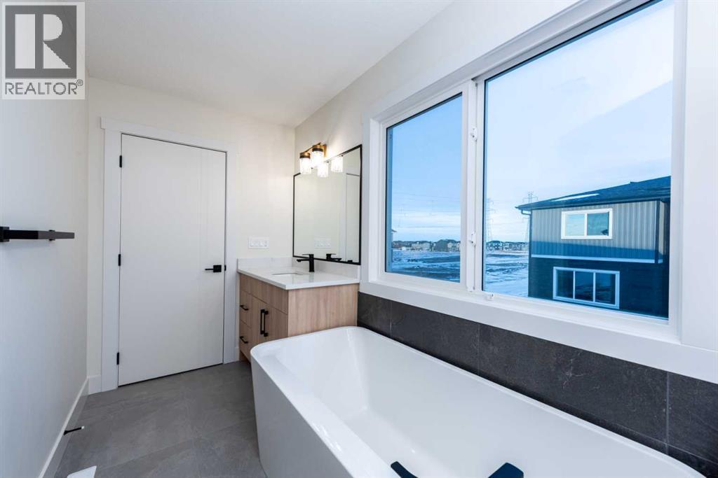101 Waterford Passage, Chestermere, Alberta  T1X 3B4 - Photo 34 - A2276972