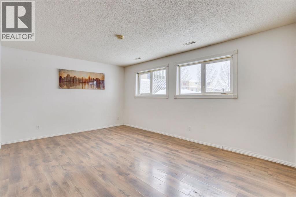 115 Raven Place, Fort Mcmurray, Alberta  T9H 4H8 - Photo 2 - A2298098