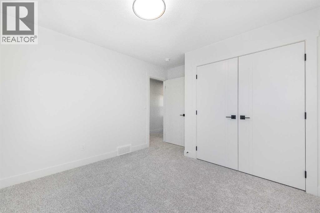 315 Waterford Road, Chestermere, Alberta  T1X 3B3 - Photo 32 - A2289319