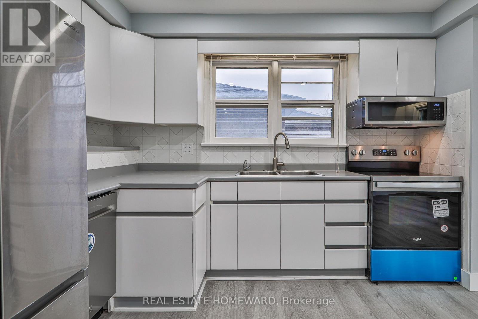 Main - 226 Pleasant Avenue, Toronto, Ontario  M2M 1M5 - Photo 11 - C12958066