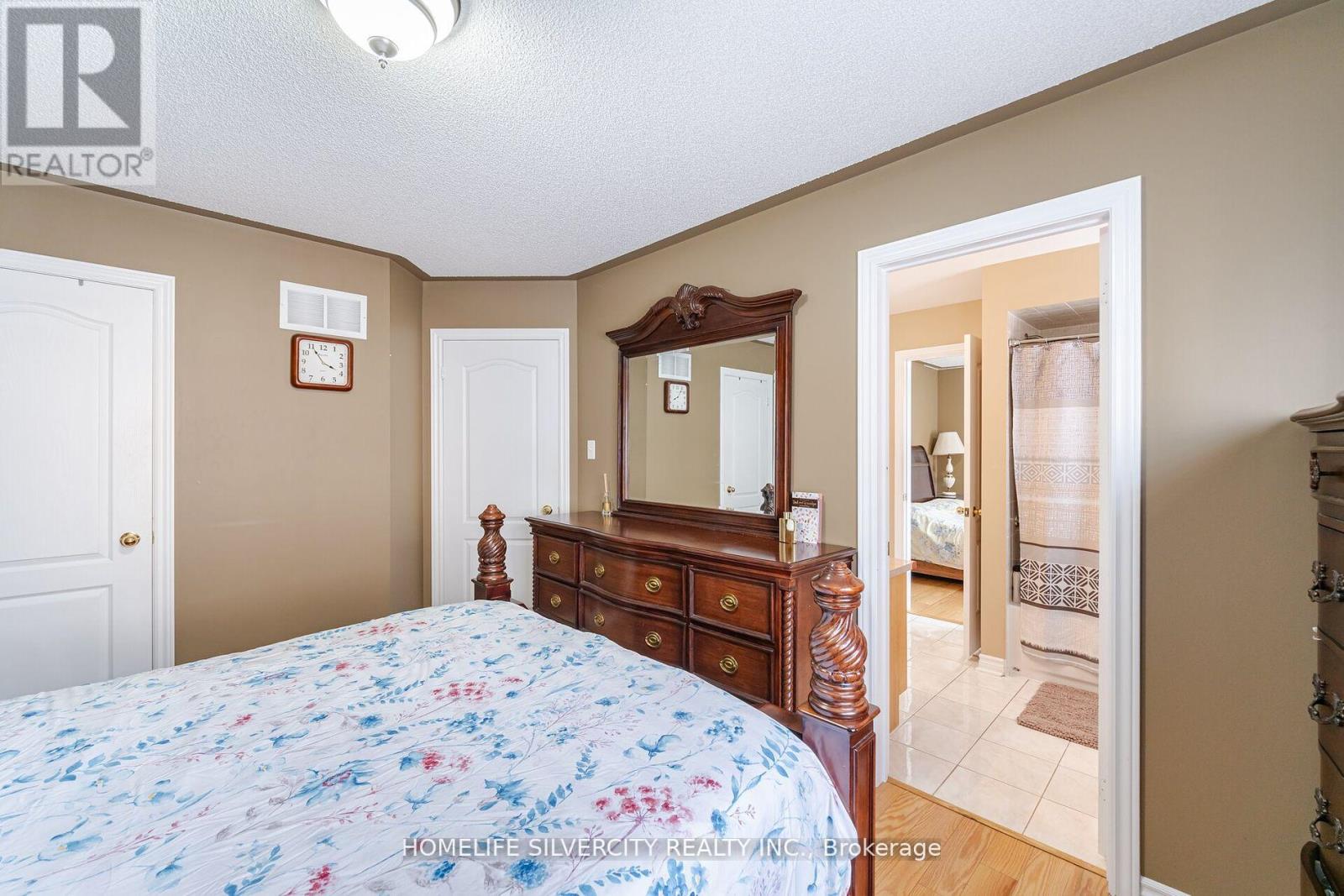 14 Oakhaven Road, Brampton, Ontario  L6P 2Y3 - Photo 21 - W12962156