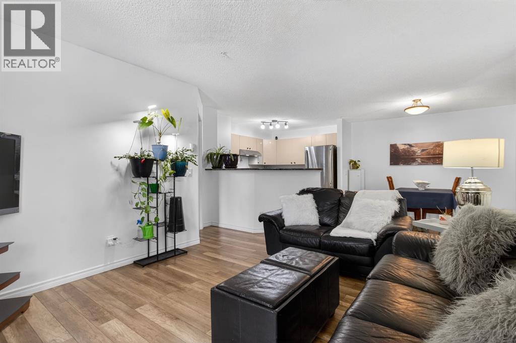 8117, 304 Mackenzie Way SW, Airdrie, Alberta  T4B 2W4 - Photo 12 - A2291901