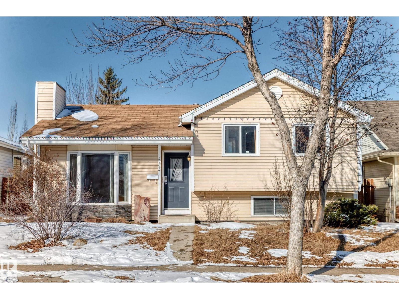4224 30 ST NW, Edmonton, Alberta