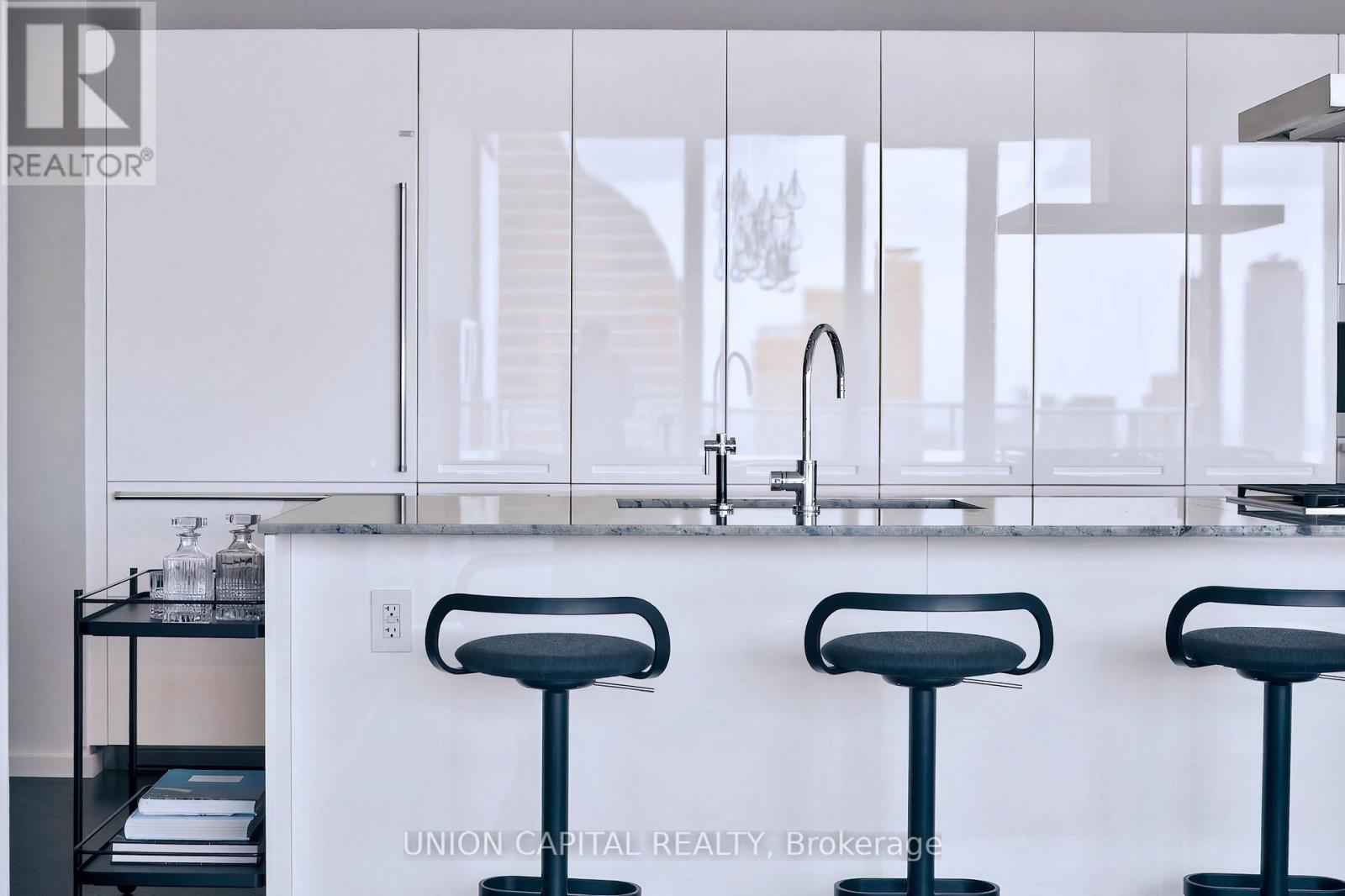 5508 - 180 University Avenue, Toronto, Ontario  M5H 0A2 - Photo 7 - C12959530