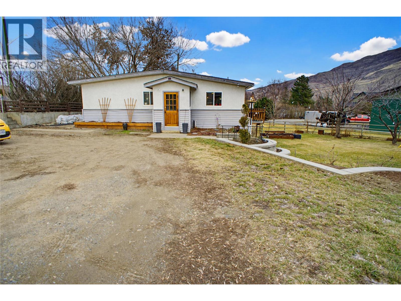 2811 BANK Road, Kamloops, British Columbia