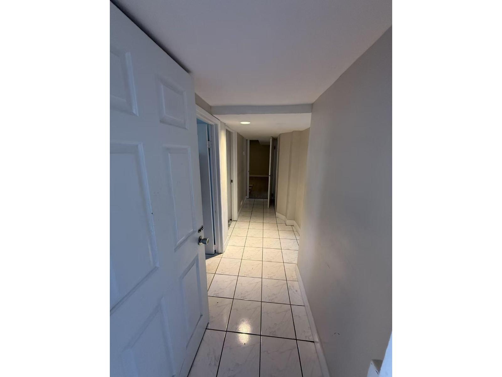 Basement Suite 11647 81 Avenue, Delta, British Columbia  V4C 2A8 - Photo 6 - R3107207