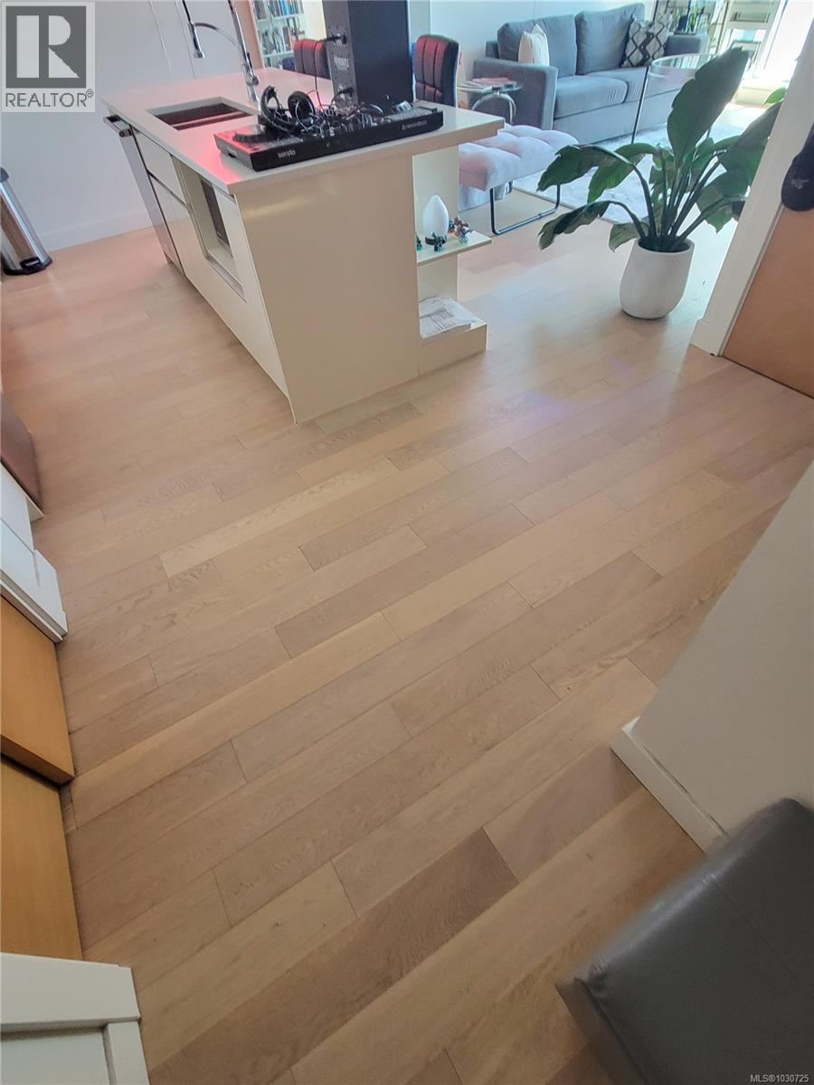 801 989 Johnson St, Victoria, British Columbia  V8V 0E3 - Photo 11 - 1030725