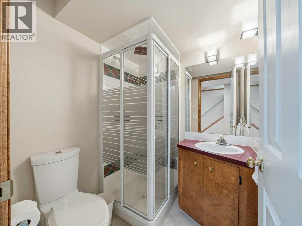 237 28 Avenue NW, Calgary, Alberta  T2M 2K5 - Photo 30 - A2297755